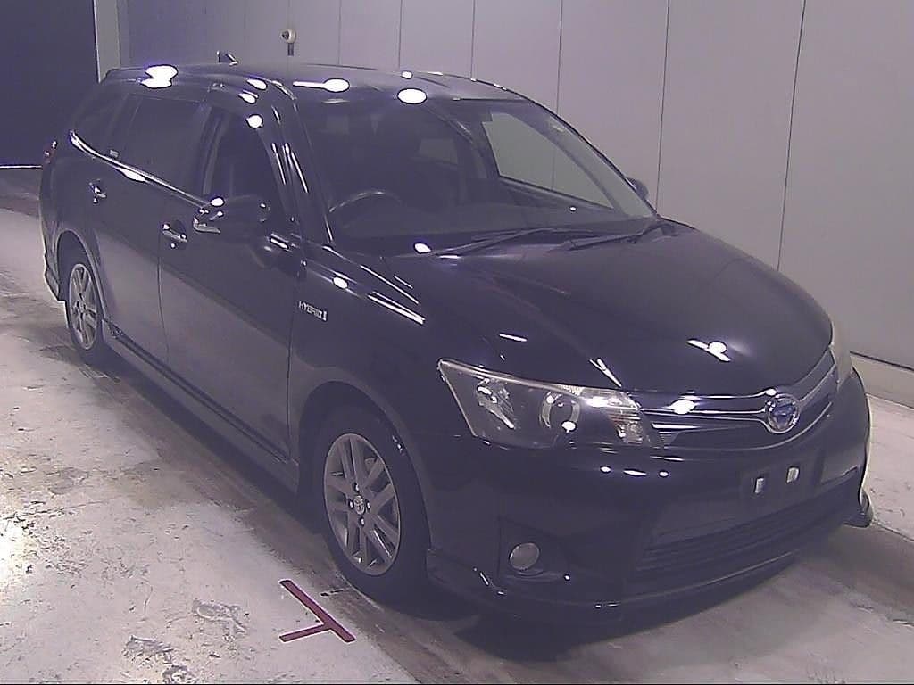 2013 Toyota Corolla FIELDER HYBRID G AERO TOURER WXB