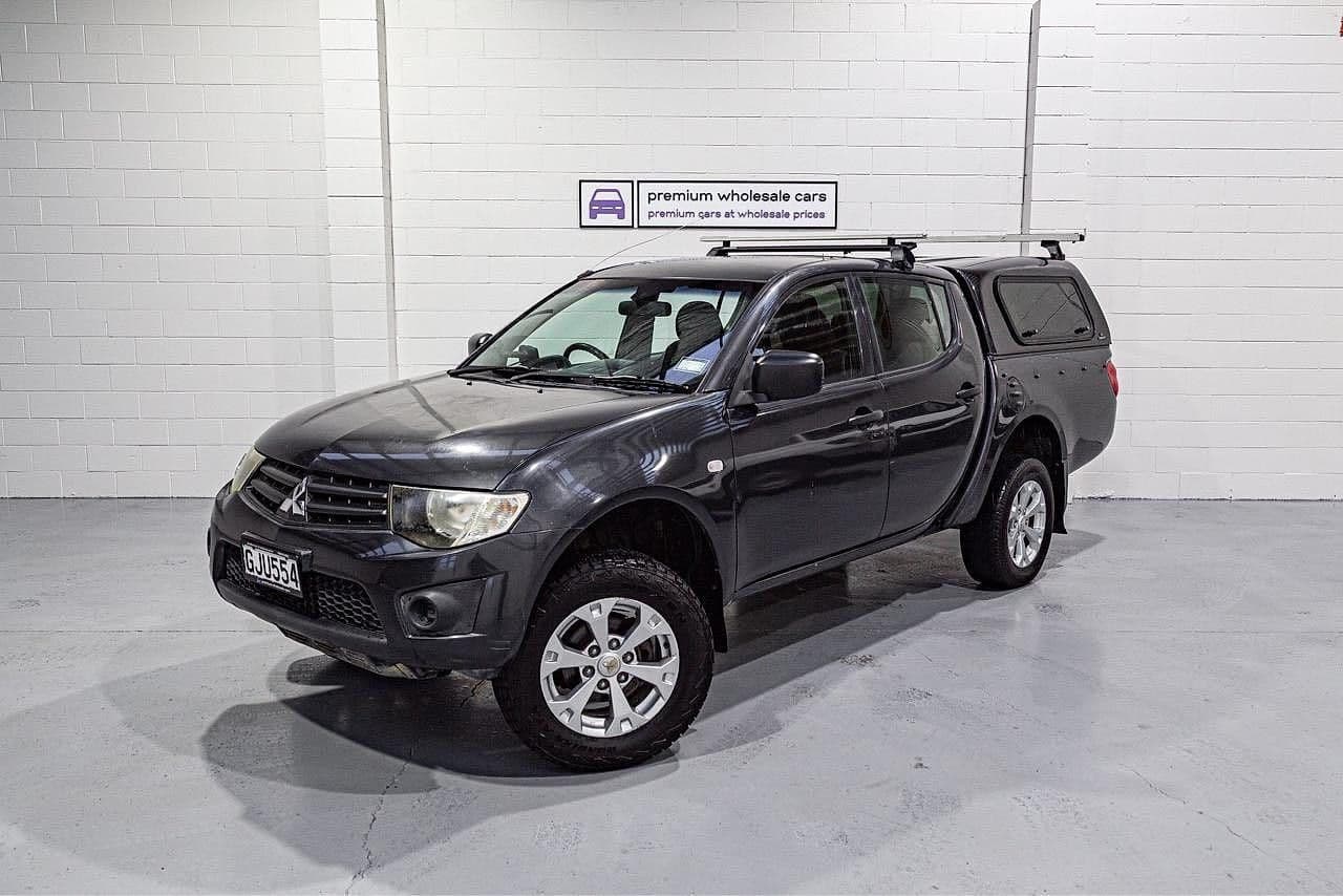 2012 Mitsubishi Triton 2WD 2.5D D/CAB GL M